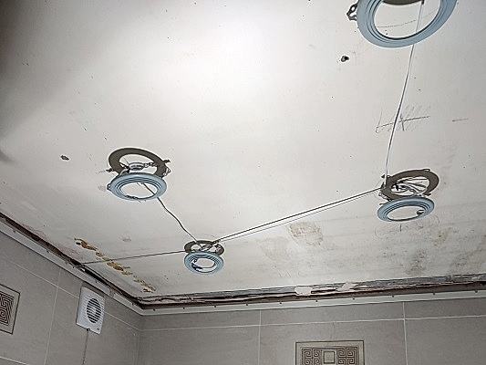 натяжной потолок