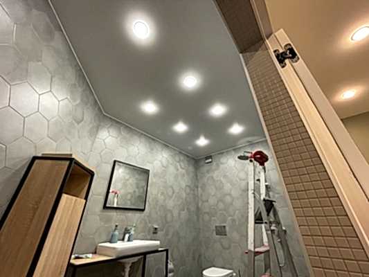 натяжной потолок