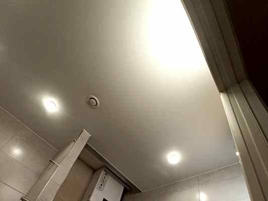 натяжной потолок