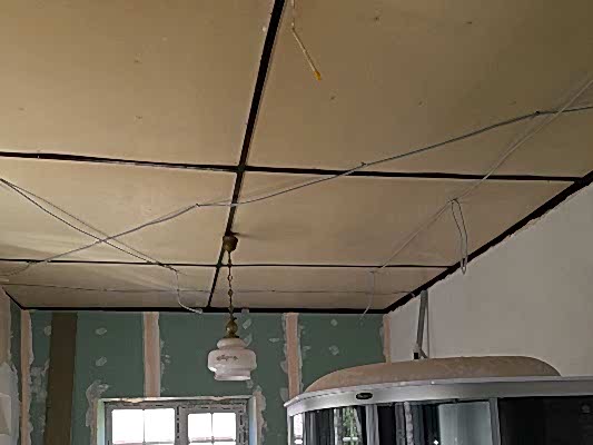 натяжной потолок